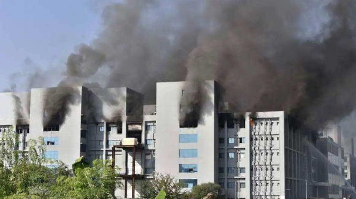 incendio fabrica de vacunas covid